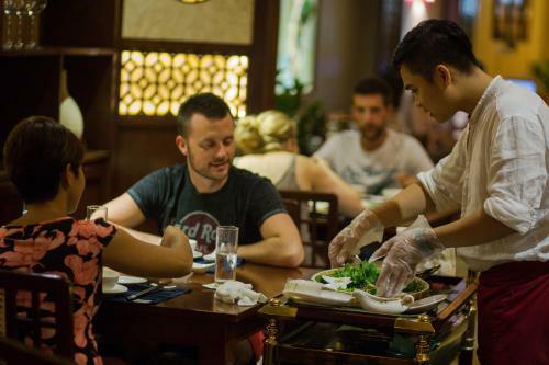 Oriental Suites Hotel & Spa