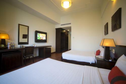 The Light Hotel & Spa