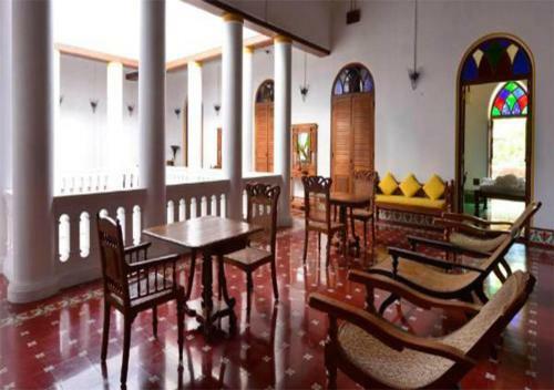 Hotel Neemrana's - La Maison Tamoule