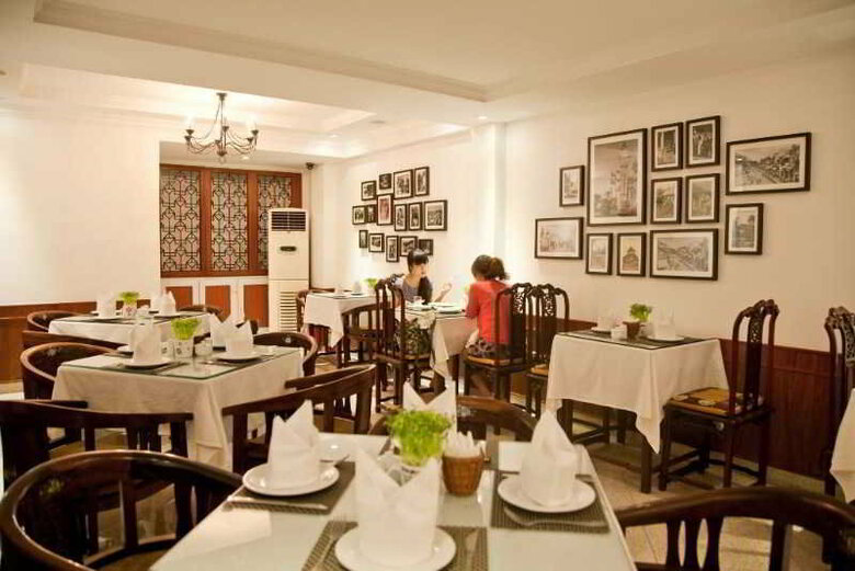 Oriental Central Hotel