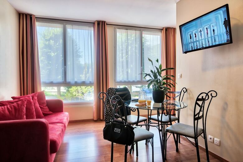 Aparthotel Days Inn Les Jardins De Lourdes