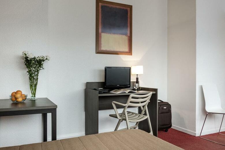 Hotel Cit�a La Villette