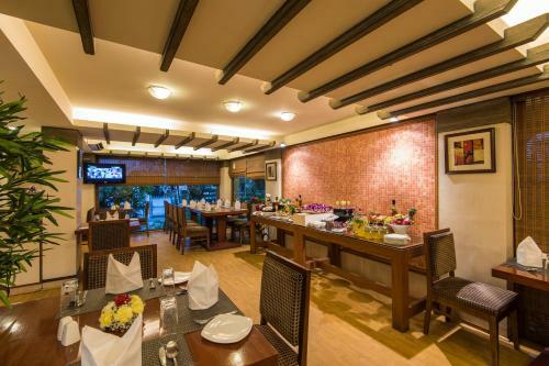 Hotel Park Central Comfort- E- Suites