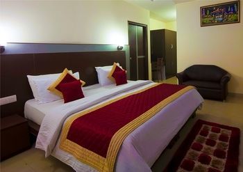 Airport Hotel Vishal Residency