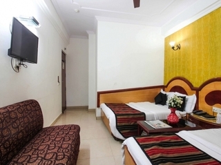 Oyo 14710 Hotel Pallvi Palace