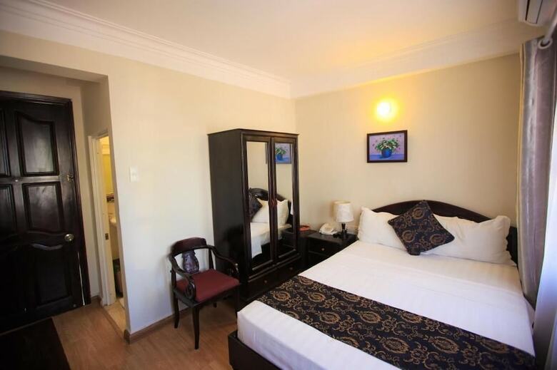 Pho Bien Hotel