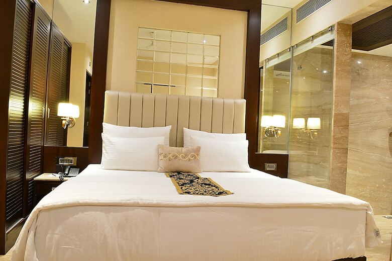 Hotel Emperor Palms
