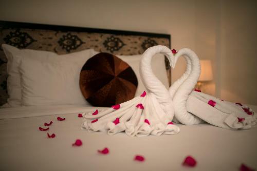 Serenity Diamond Hotel