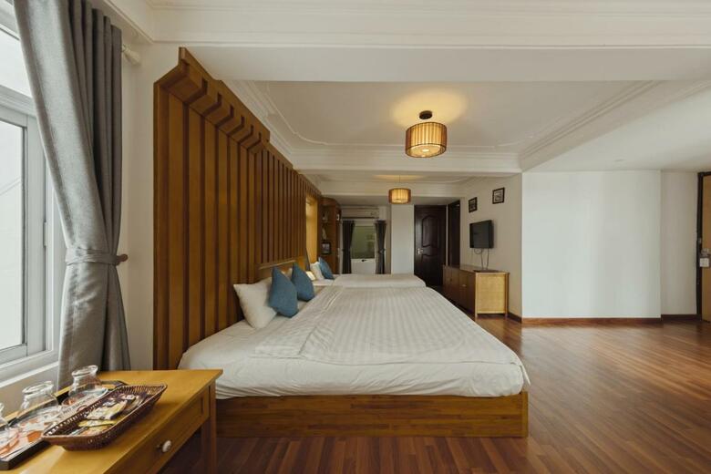 Hanoi Central Park Hotel