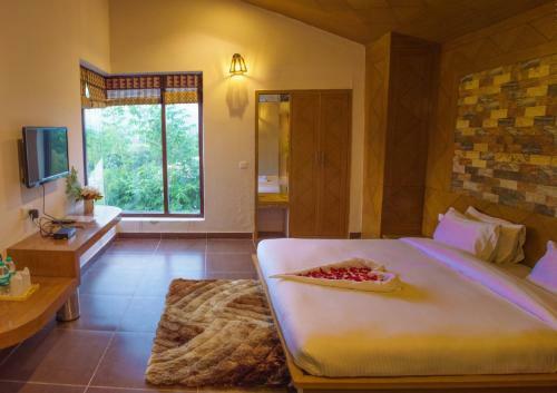 Hotel The Roar Resort
