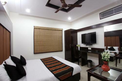 Hotel Mohan International