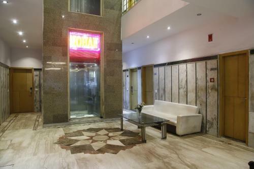 Hotel Mohan International