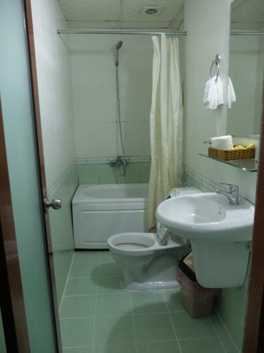 Ngoc Linh Hotel