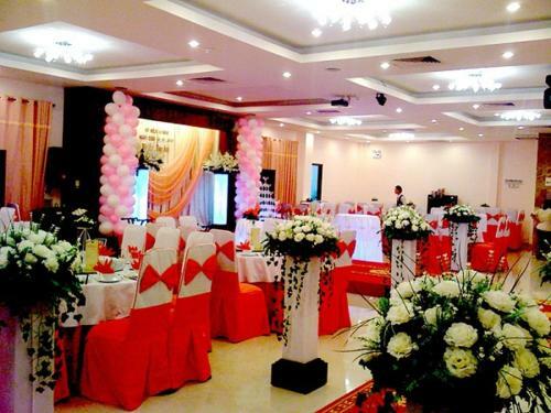 Dong Kinh B Hotel