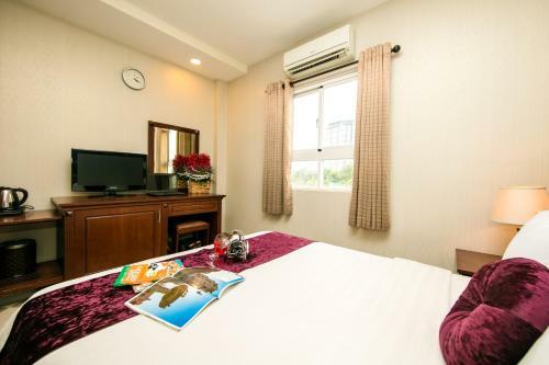 Quy Hung Hotel