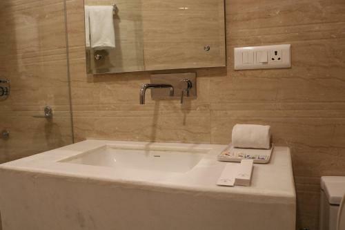 Hotel The Park Residency