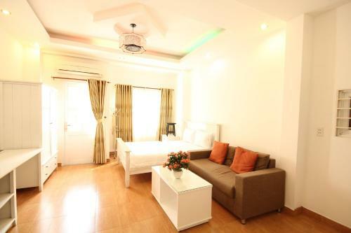 Smiley Apartment 3