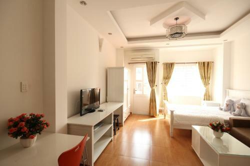 Smiley Apartment 3