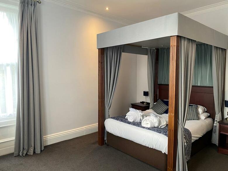 Hotel The Cairn