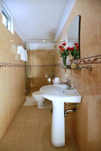 Lucky Star Hotel