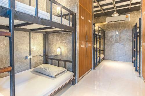 Freedom Hostels@phi Phi
