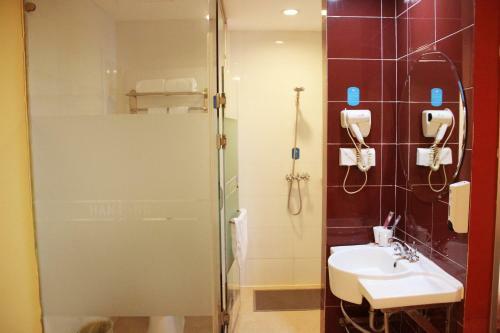 Hanting Express Hotel Quan Cheng Road