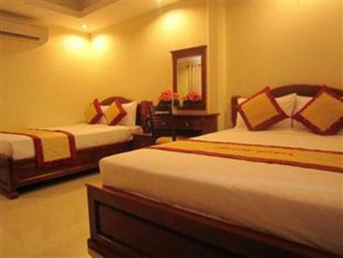Bloom 3 Hotel
