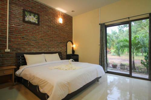 Koh Jum Hostel