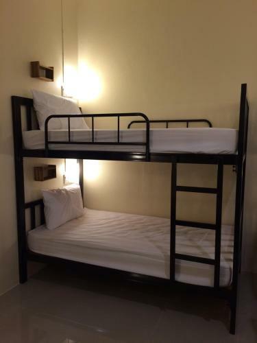 Koh Jum Hostel