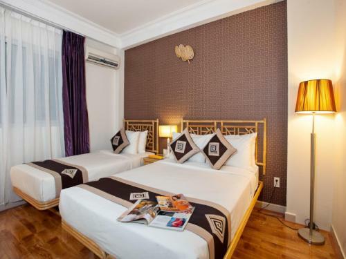 Dragon Palace II Hotel