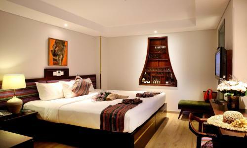 Au Lac Hotel
