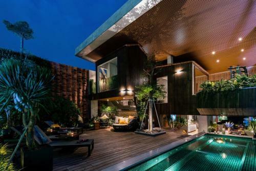 Au Lac Hotel