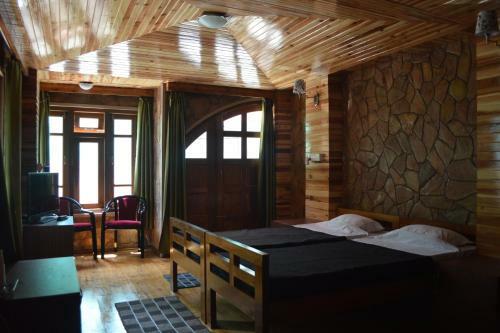 Hostal Quinton Enclave