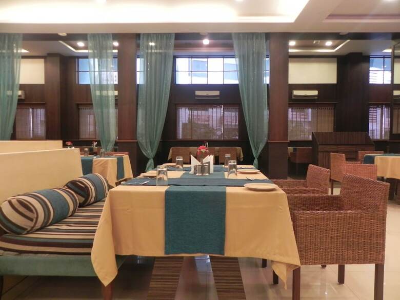 Hotel Reeva Regency