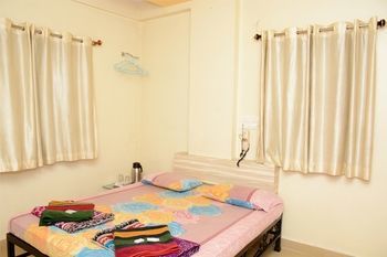 Hotel Sai Snehal