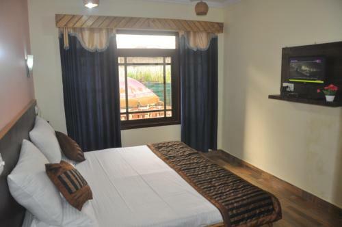 Hotel Kashmir Inn