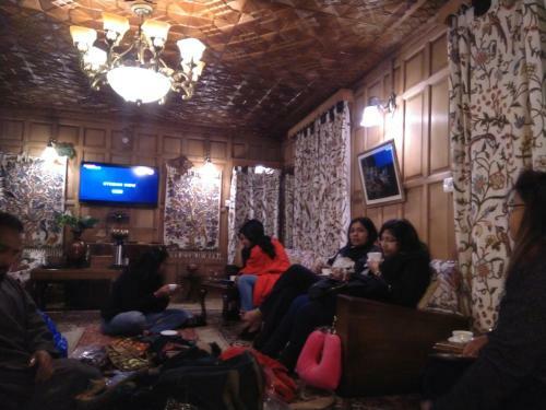 Akbar Group Of Heritage Houseboats