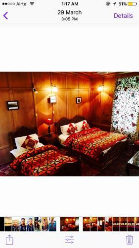 Sikandra Palace Group Of Houseboats