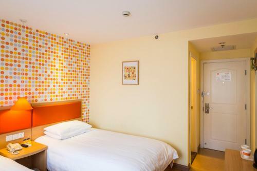 Hotel Home Inn Kunming Dongfeng Square Metro Station