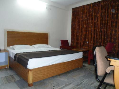 Hotel Bhimas Paradise