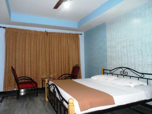 Hotel Bhimas Paradise