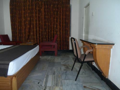 Hotel Bhimas Paradise