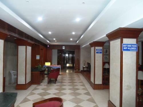 Hotel Bhimas Paradise