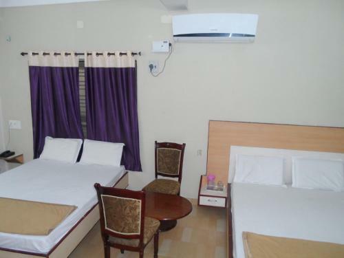 Hotel Pasuparthy Residency