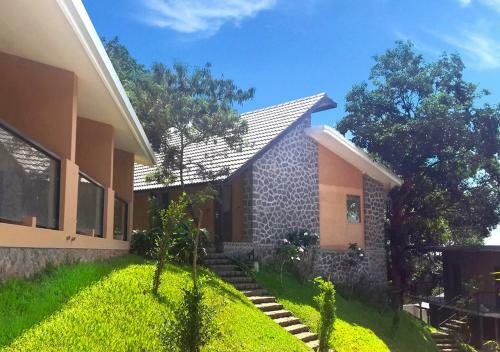 Hotel Poetree Sarovar Portico, Thekkady