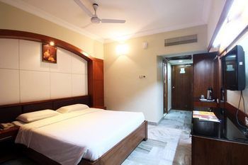 Hotel Plr Grand