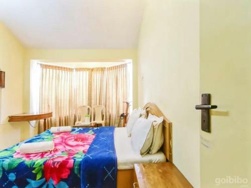 Hotel Rainbow Cottages
