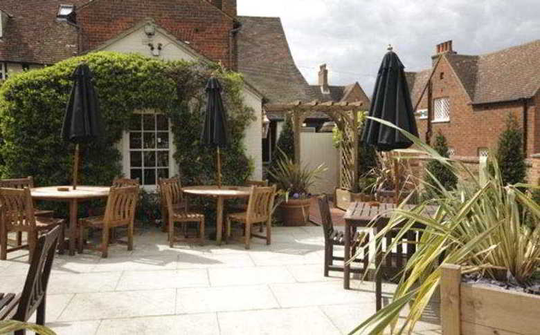 Lodge Bell   And  Inn