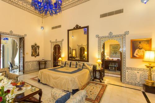 Hotel Shiv Niwas Palace - Grand Heritage