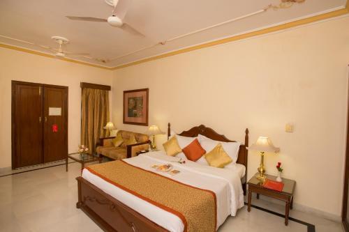 Hotel Shiv Niwas Palace - Grand Heritage